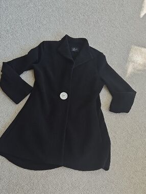 Luii Black Jacket.